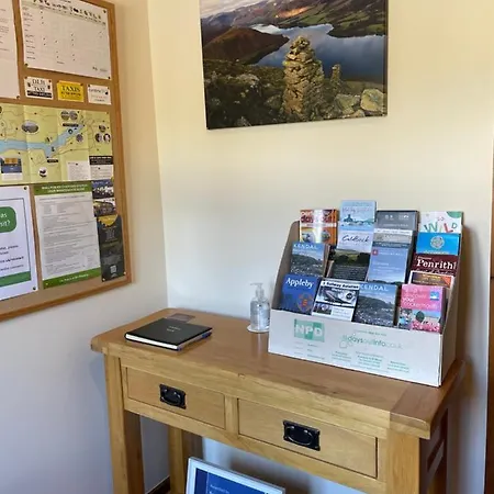 Sunset House Newton Reigny